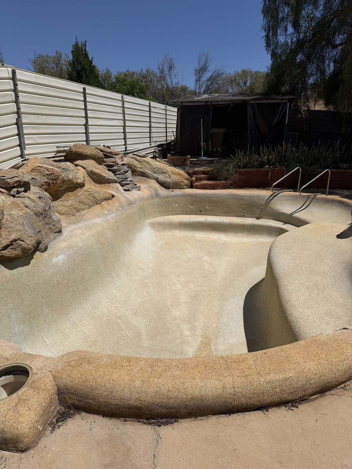 Pool refilled after chlorine and acid wash